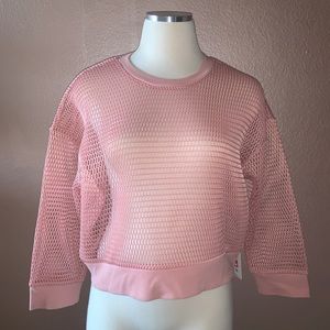 BRAND NEW Alo Yoga Long Sleeve Top